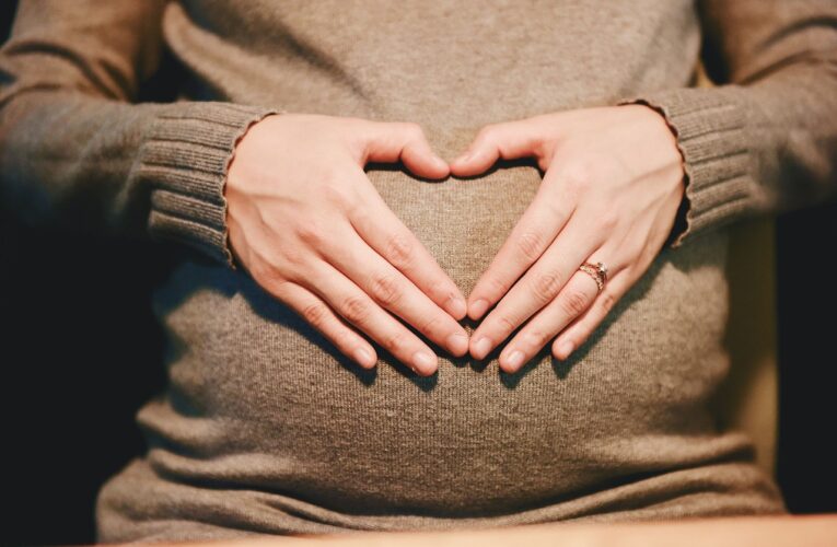 Proč je třeba v těhotenství užívat kyselinu listovou?